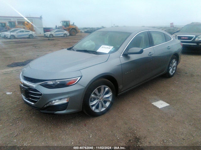 1G1ZD5ST2SF138597 Chevrolet Malibu Fwd 1lt