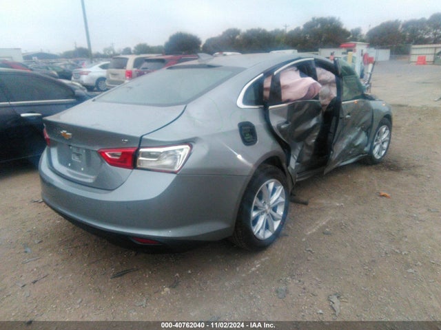 1G1ZD5ST2SF138597 Chevrolet Malibu Fwd 1lt