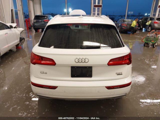 WA1BNAFY8J2006836 Audi Q5 2.0t Premium/2.0t Tech Premium