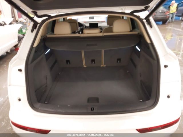 WA1BNAFY8J2006836 Audi Q5 2.0t Premium/2.0t Tech Premium