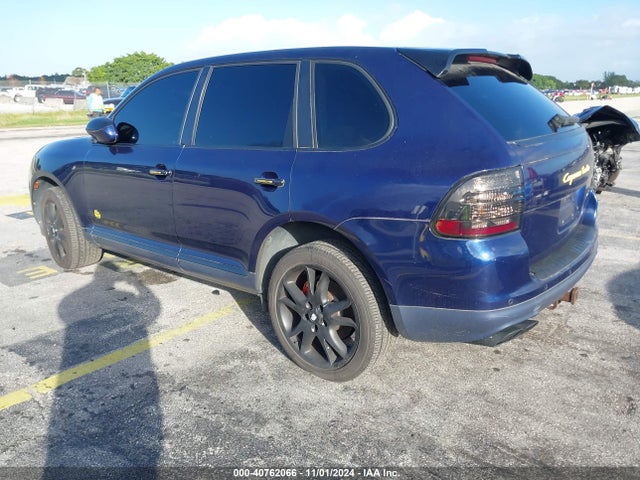 2004 PORSCHE CAYENNE WP1AC29P44LA90361 Photo 2