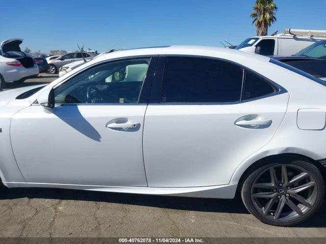 Lexus IS 350 2018 JTHBZ1D24J5032887 Image 15