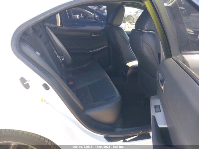 Lexus IS 350 2018 JTHBZ1D24J5032887 Image 8