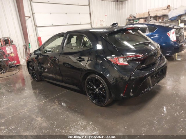 Toyota Corolla Se Nightshade Edition 2021 JTND4MBE2M3141464 Image 3