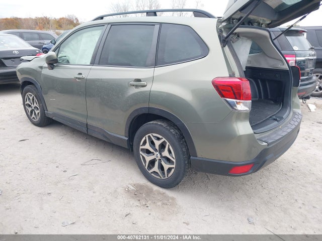 JF2SKAJC4LH539679 Subaru Forester Premium