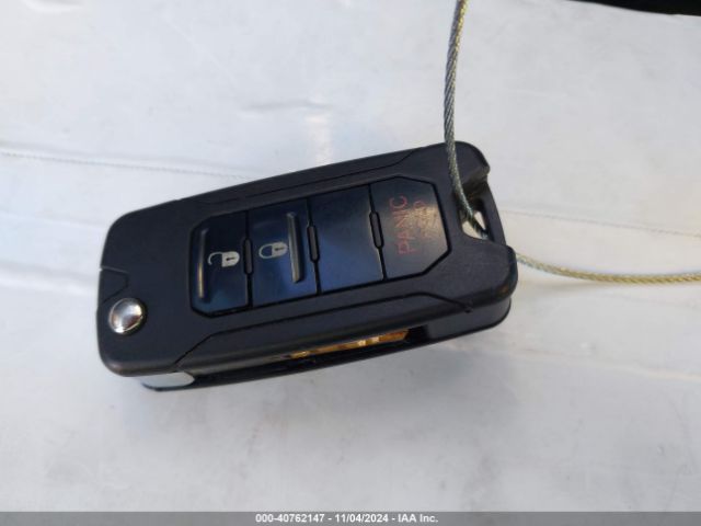 ZACCJAAT0FPC25028 Jeep Renegade Sport