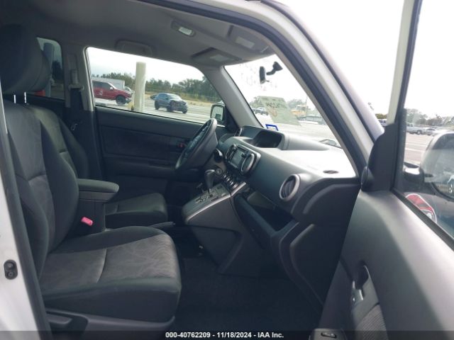 JTLZE4FE7FJ076258 Scion XB