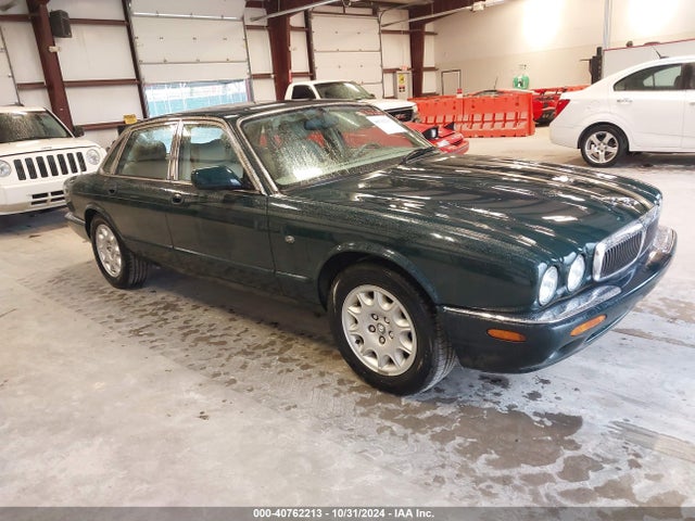 1999 JAGUAR XJ8 SAJHD1044XC876516 Photo 0