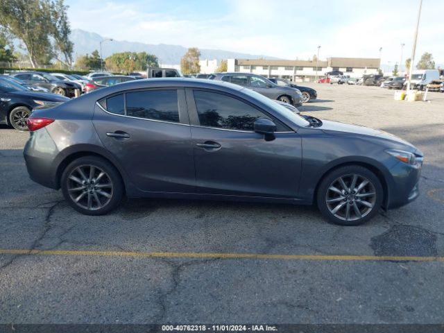 3MZBN1V3XJM253034 Mazda Mazda3 Touring