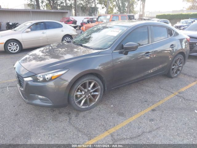3MZBN1V3XJM253034 Mazda Mazda3 Touring