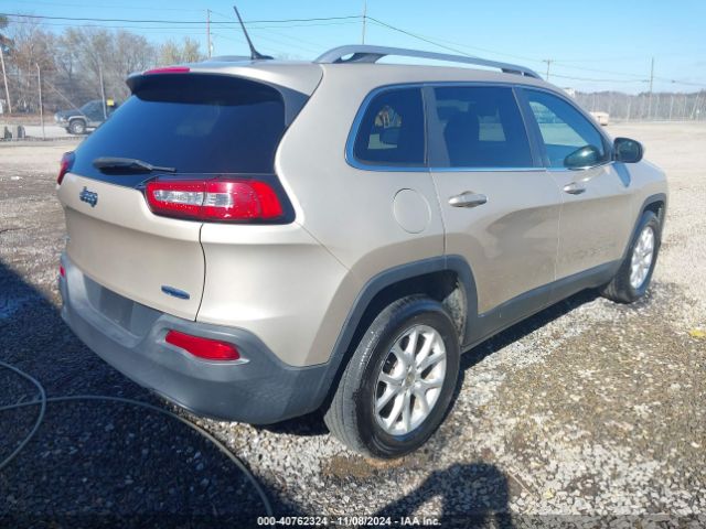1C4PJMCS2EW310591 Jeep Cherokee Latitude