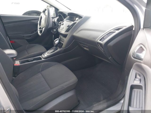 1FADP3F25GL268807 Ford FOCUS SE