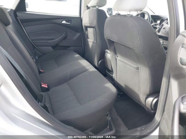 1FADP3F25GL268807 Ford FOCUS SE