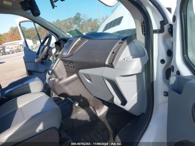 1FTNE1ZM9FKA90426 Ford Transit-150