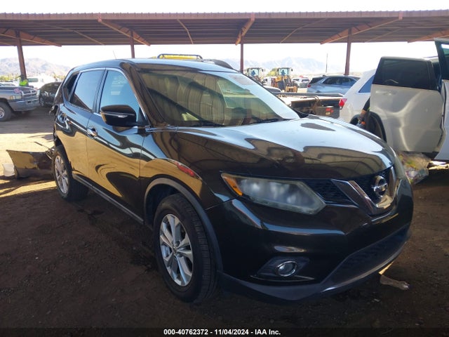Nissan ROGUE SV 2015 5N1AT2MT3FC825142 Image 1