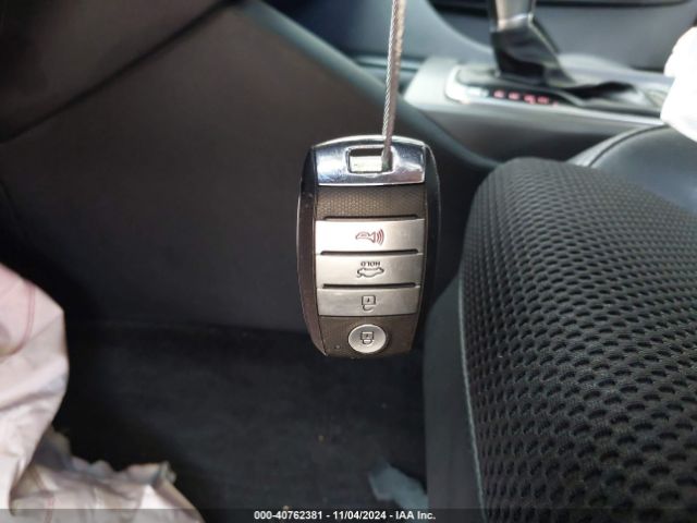 5XXGT4L39KG367130 KIA Optima S
