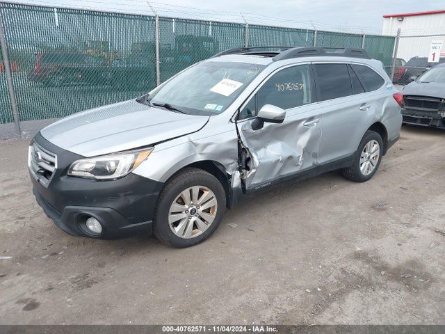 Subaru Outback 2.5i Premium 2015 4S4BSAHC7F3330518 Image 2