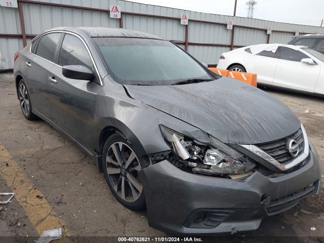 Nissan Altima 2.5 Sr 2017 1N4AL3AP8HC249137 Image 1