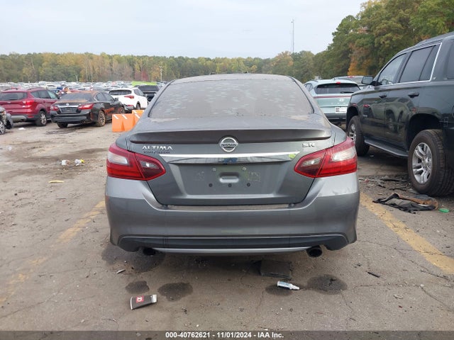 Nissan Altima 2.5 Sr 2017 1N4AL3AP8HC249137 Image 16