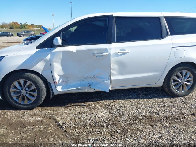 KIA SEDONA LX 2019 KNDMB5C17K6571496 Image 6