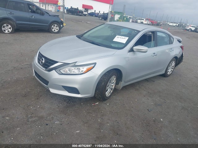 Nissan Altima 2.5 S 2017 1N4AL3AP7HN330909 Image 2