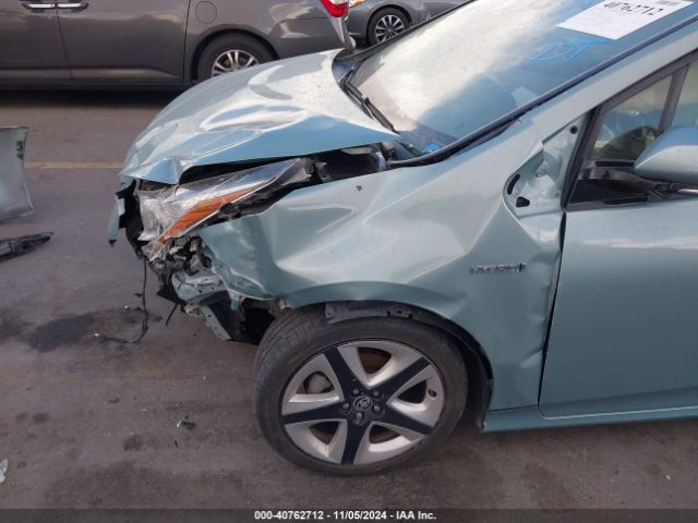 JTDKARFU9H3042326 Toyota Prius Three Touring