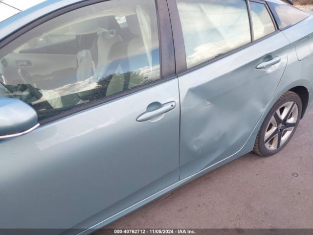 JTDKARFU9H3042326 Toyota Prius Three Touring