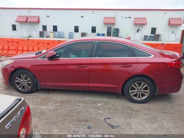Hyundai SONATA SE 2015 5NPE24AF7FH233752 Image 14