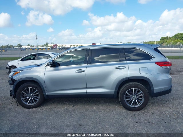 Toyota Highlander Xle 2019 5TDKZRFH4KS568915 Image 13