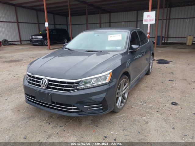 1VWAT7A33GC037028 Volkswagen Passat 1.8t R-line