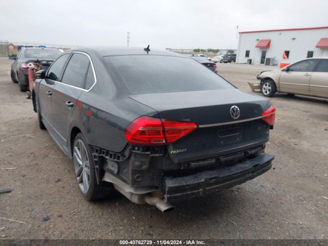 1VWAT7A33GC037028 Volkswagen Passat 1.8t R-line