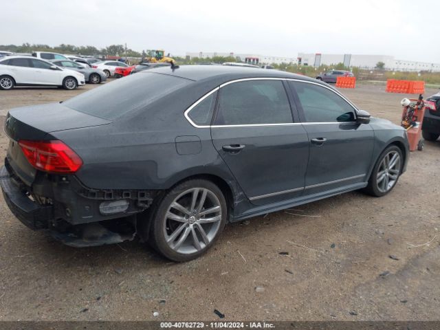 1VWAT7A33GC037028 Volkswagen Passat 1.8t R-line