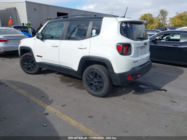 ZACCJBCB5JPH00689 Jeep Renegade Trailhawk 4x4