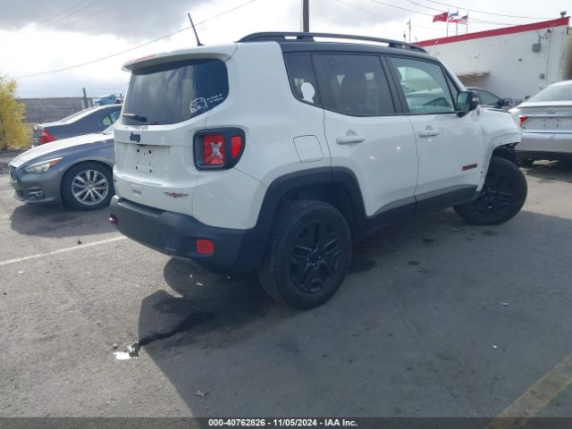 ZACCJBCB5JPH00689 Jeep Renegade Trailhawk 4x4