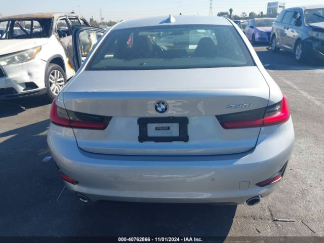 WBA5R1C50KAK12710 BMW 330I