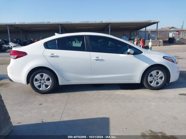 3KPFK4A7XHE112475 KIA FORTE LX