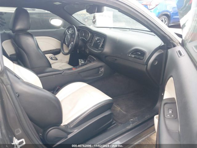 2C3CDZAG8GH315737 Dodge Challenger Sxt Plus