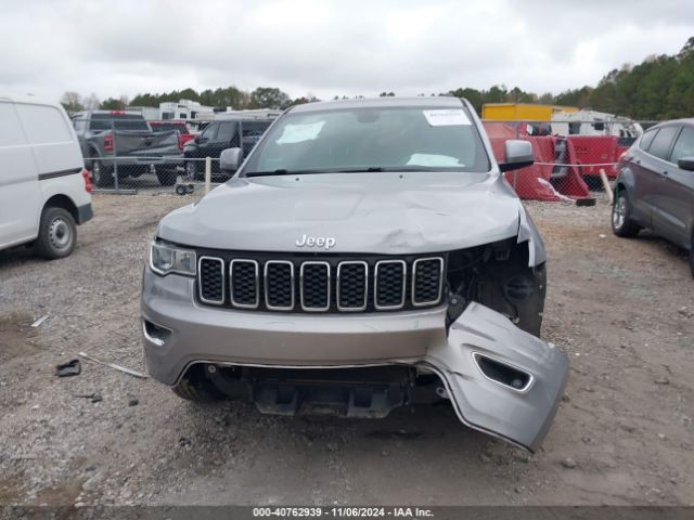 1C4RJEAG5JC412332 Jeep Grand Cherokee Laredo E 4x2