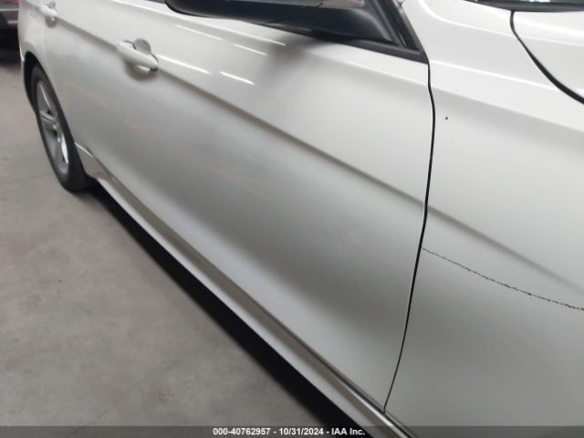 WBA8A9C55JAD26934 BMW 320i