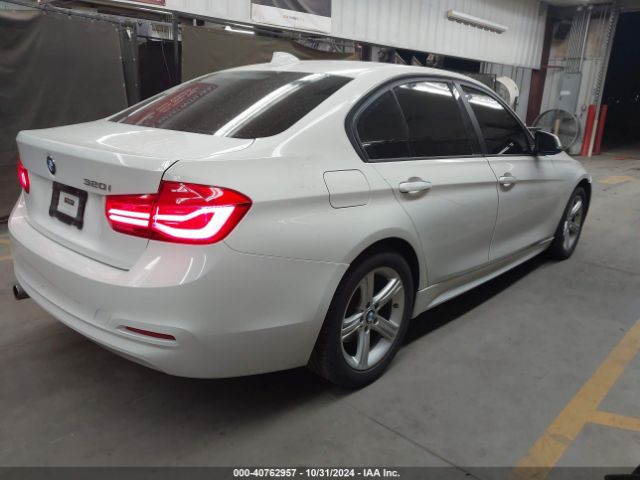 WBA8A9C55JAD26934 BMW 320i