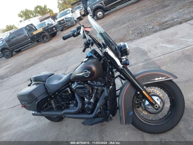 2018 HARLEY-DAVIDSON FLHCS 1HD1YBK11JC038897