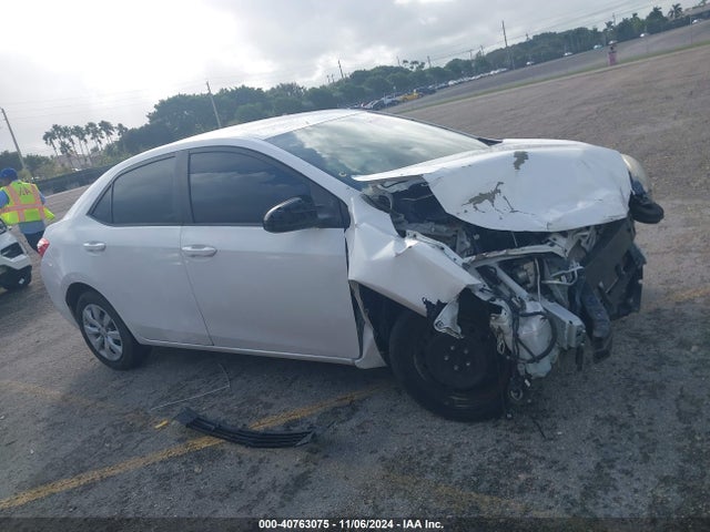 Toyota COROLLA LE 2016 5YFBURHEXGP445900 Image 13