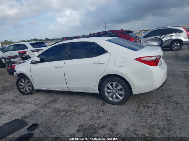 Toyota COROLLA LE 2016 5YFBURHEXGP445900 Image 14