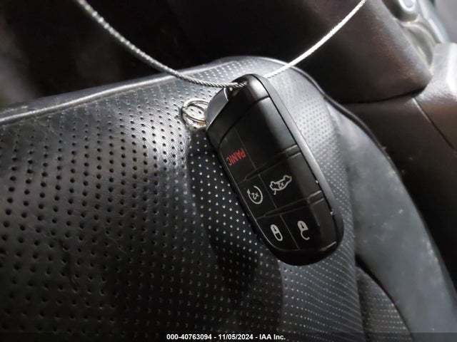 Chrysler 300C 2015 2C3CCAET2FH763434 Image 11
