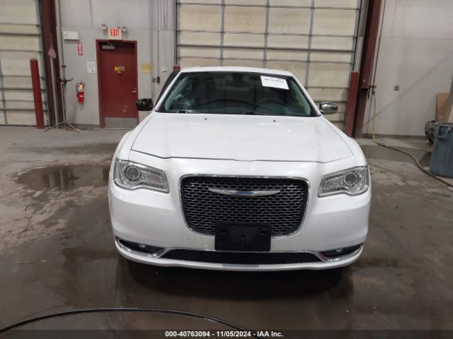 Chrysler 300C 2015 2C3CCAET2FH763434 Image 12
