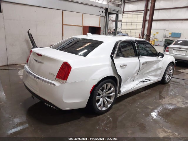 Chrysler 300C 2015 2C3CCAET2FH763434 Image 4