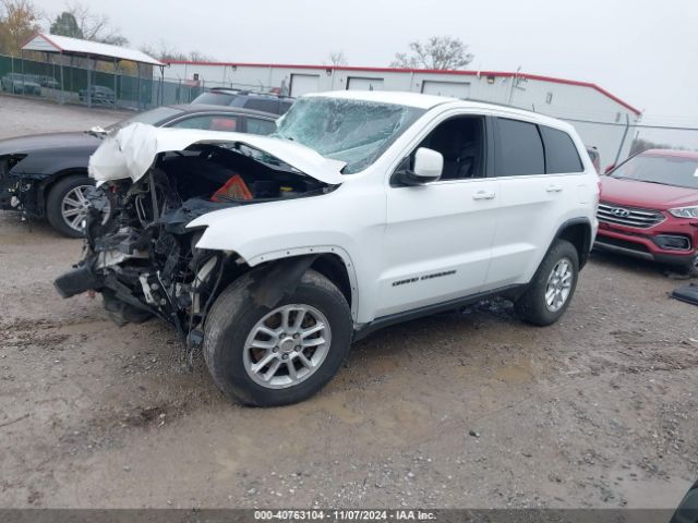 1C4RJFAG8JC166673 Jeep Grand Cherokee Laredo 4x4