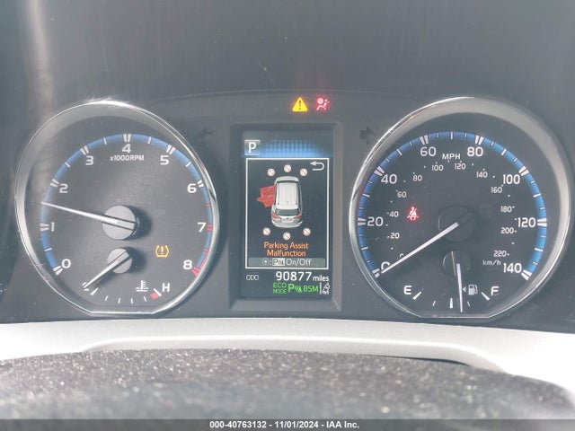 2T3DFREVXHW663558 Toyota Rav4 Platinum