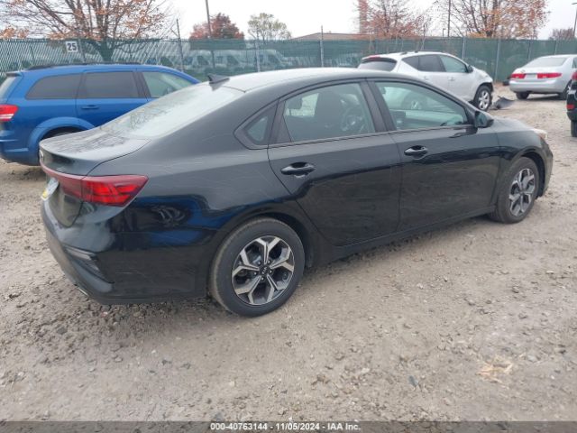 3KPF24AD4KE103090 KIA Forte Lxs