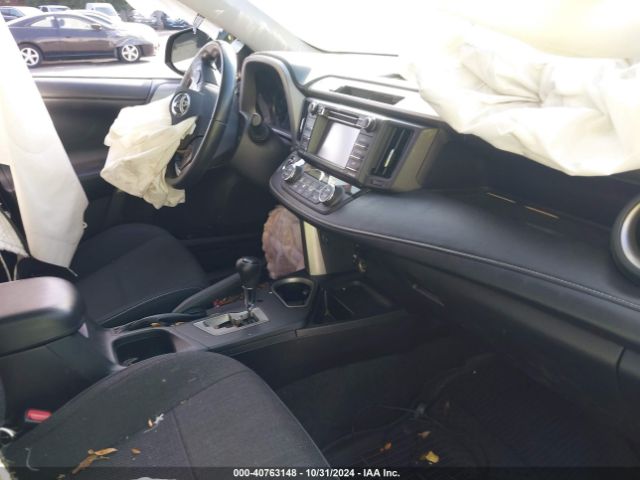 2T3RFREV3JW769443 Toyota Rav4 Adventure/xle